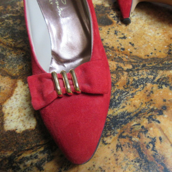 DAVID EVINS RED SUEDE HIGH HEELS PUMPS Size 8AA - Picture 5 of 6